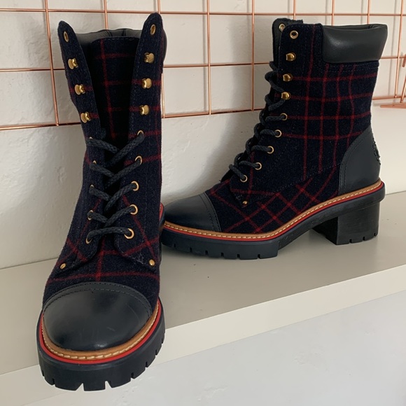 Tory Burch Plaid Lug Sole Boots size 9M - Picture 6 of 7